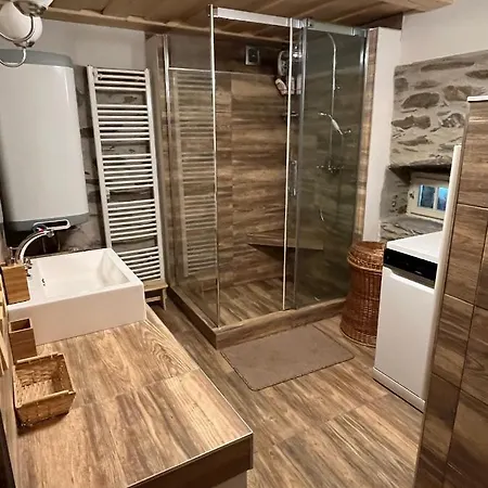 Dağ evi U Ladi