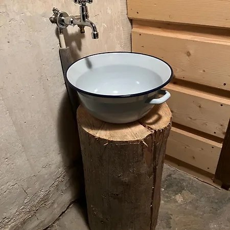 U Ládi Paseky nad Jizerou